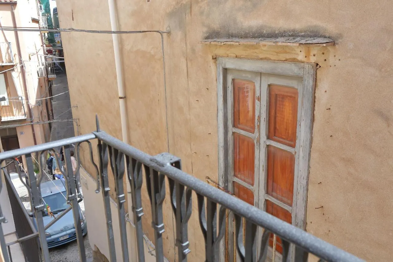 Casa Vacanza Ni Rosa Cefalu Holiday home